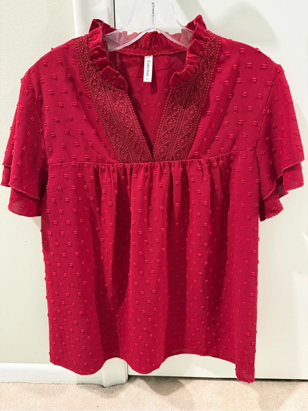 Falechay Women's Burgundy/red Lace Yoke Short Sleeve Top - Picture 2 of 5